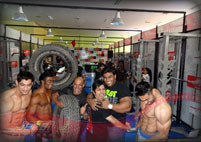 Celebrity & Fan Pose