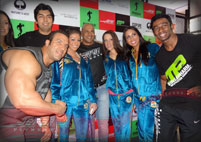 Celebrity & Fan Pose
