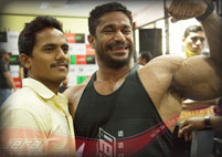 Celebrity & Fan Pose