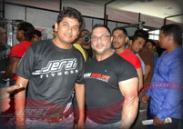 Celebrity & Fan Pose
