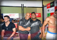 Celebrity & Fan Pose