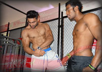 Celebrity & Fan Pose