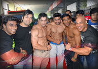 Celebrity & Fan Pose
