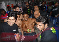 Celebrity & Fan Pose