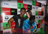 Celebrity & Fan Pose