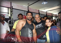 Celebrity & Fan Pose