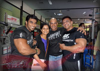 Celebrity & Fan Pose